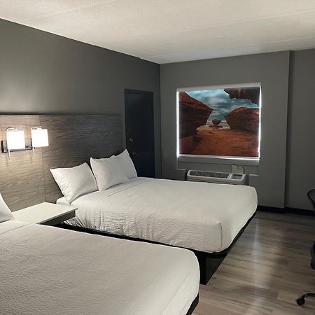 Days Inn & Suites By Wyndham Summerside Exterior photo